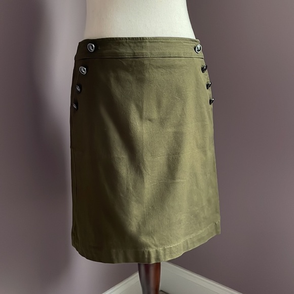 Talbots Dresses & Skirts - Talbots Twill Skirt Dark Olive Green Women’s size 4 slight A-line